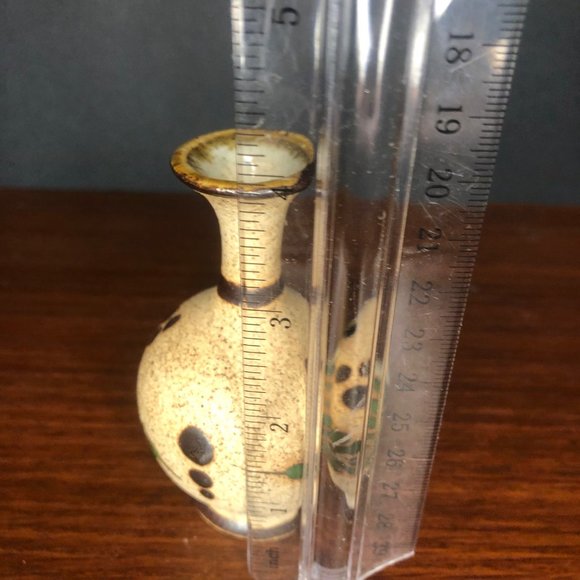 Beautiful Hand Painted Pottery Vase Signed 4” - Picture 6 of 10